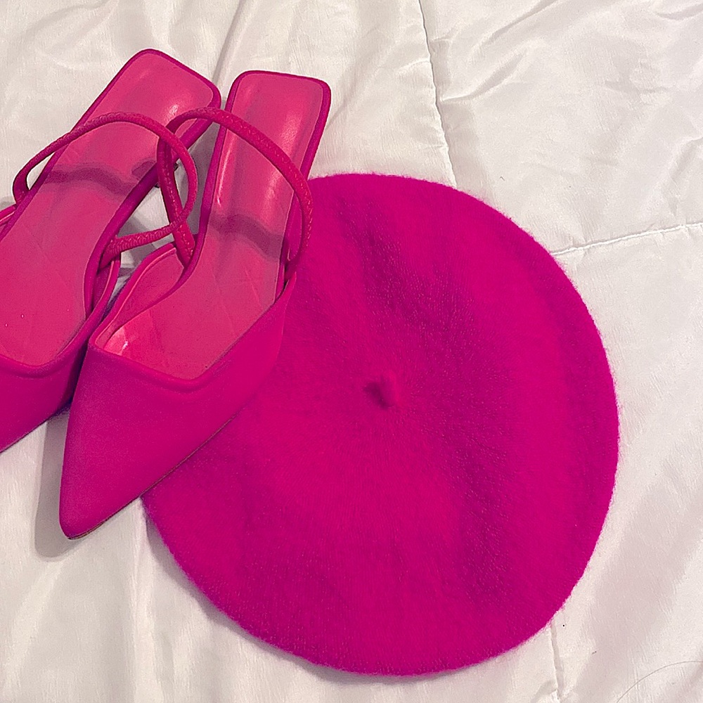 Magenta Pink wool beret